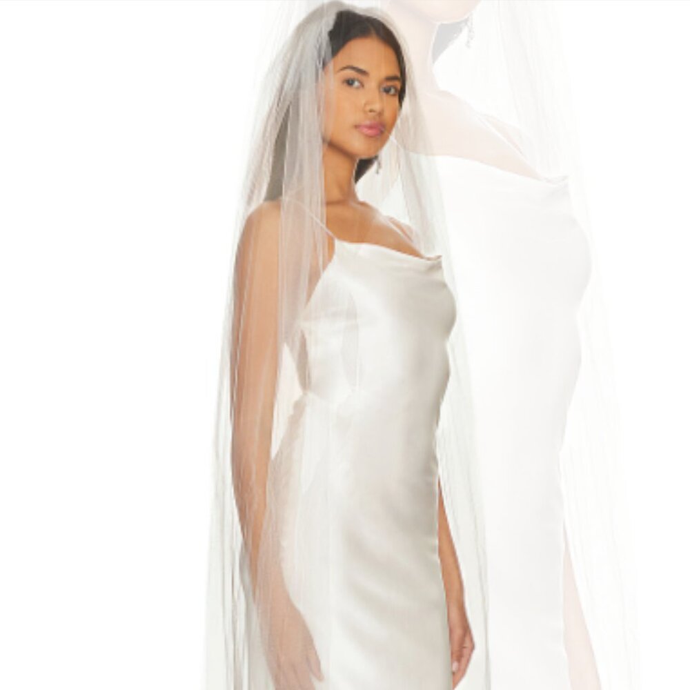 BNWT: Faculty Plain Veil